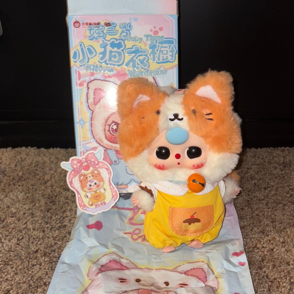 Baby Three - Cat Wardrobe- French Bouquet Orange and Yellow Plush Action Figure